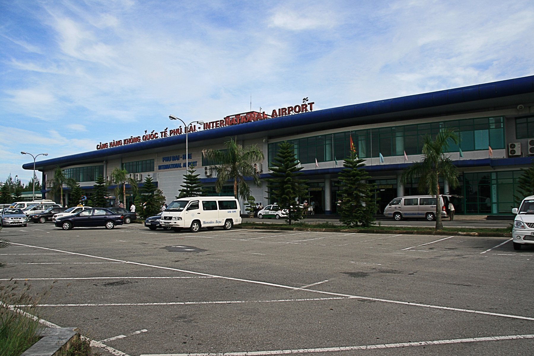 Private Car Rental With Driver Phu Bai Airport To Hue - Rent A Car With Driver Phu Bai Airport To Hue