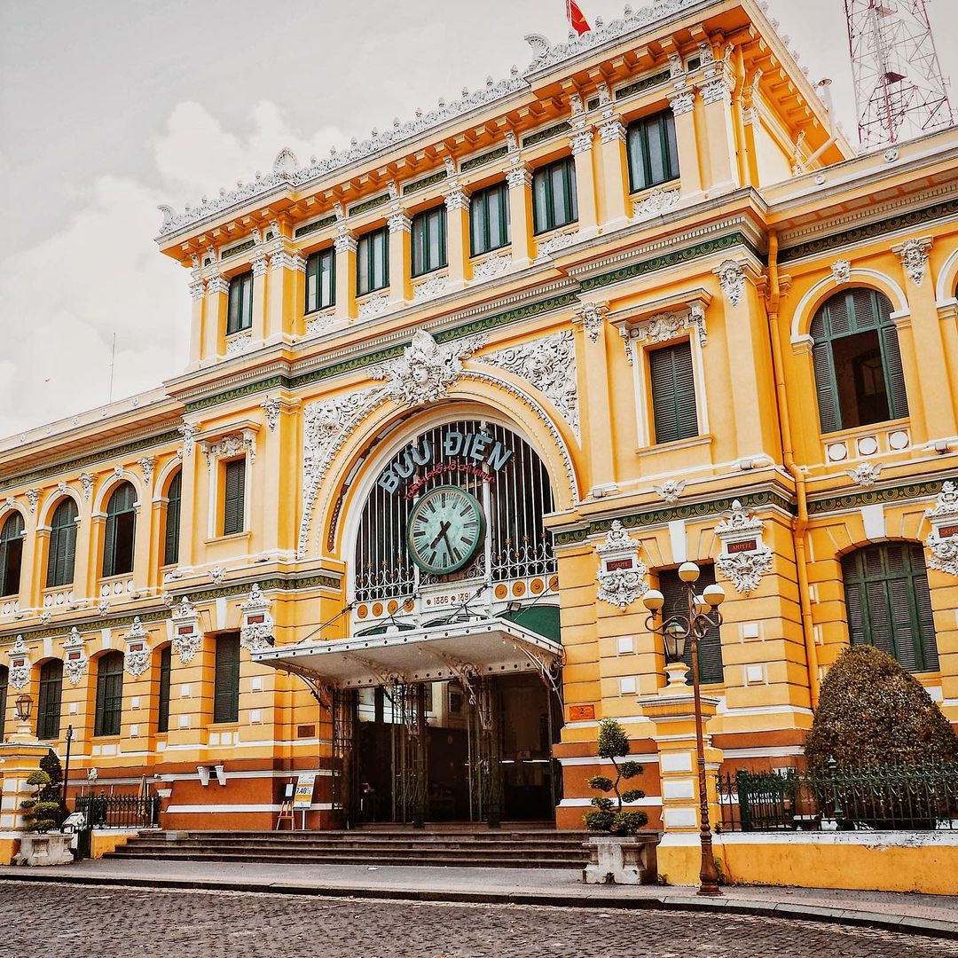 About Saigon Central Post Office
