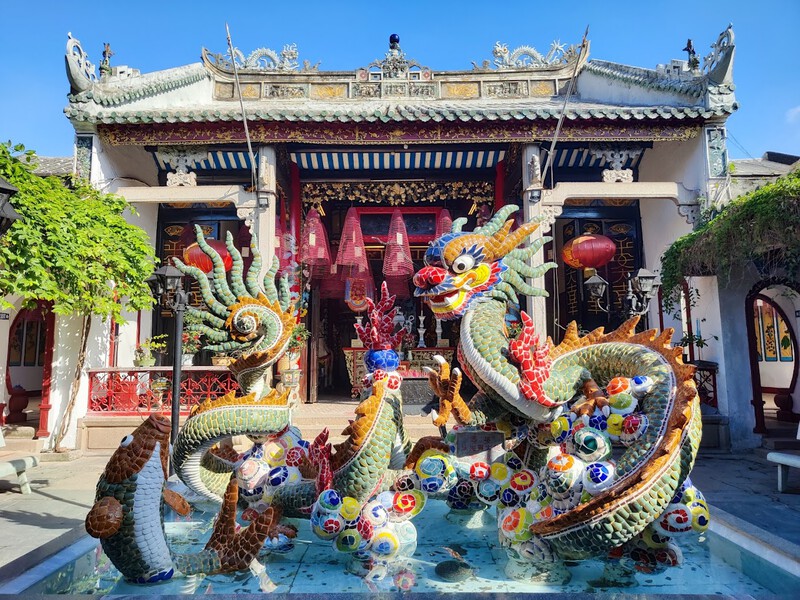 Cantonese Assembly Hall in Hoi An with Chinese-style architecture and ceramic artifacts.