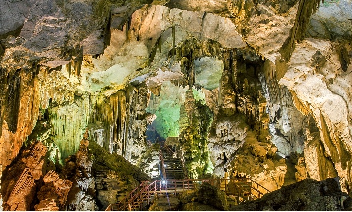 Scenic view of Tien Son Cave during the dry season in Quang Binh, Vietnam