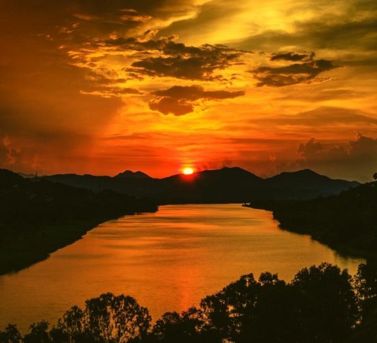 A mesmerizing sunset view at Vong Canh Hill Hue.